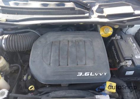 2018 Dodge Grand Caravan Gt z USA, uszkodzony, nr VIN 2C4RDGEGXJR254400